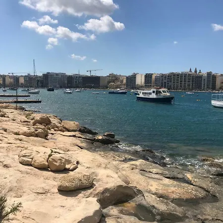 Pilgrim'S Rest Apartments Gzira Exterior photo