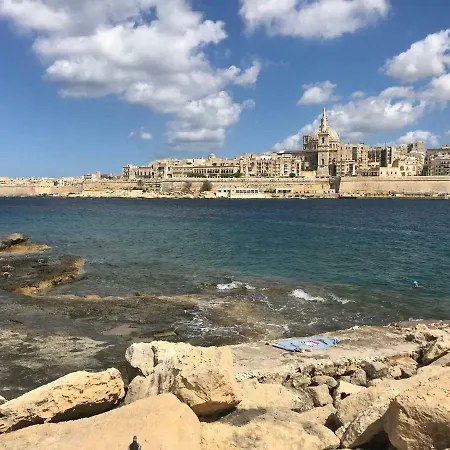 Pilgrim'S Rest Apartments Gzira Exterior photo