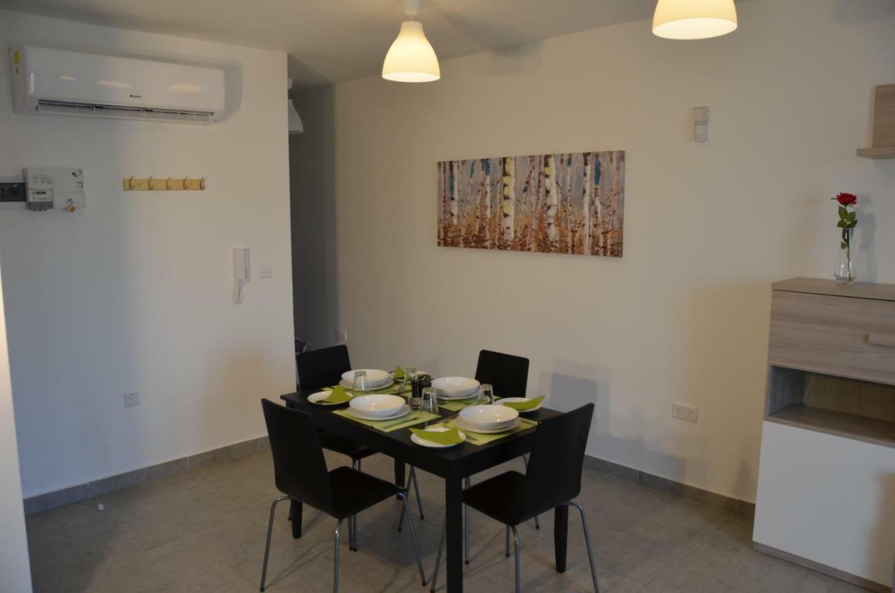 Pilgrim's Rest * Gzira